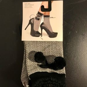 Jessica Simpson Fashion Sock (Brand New) Size 9-11